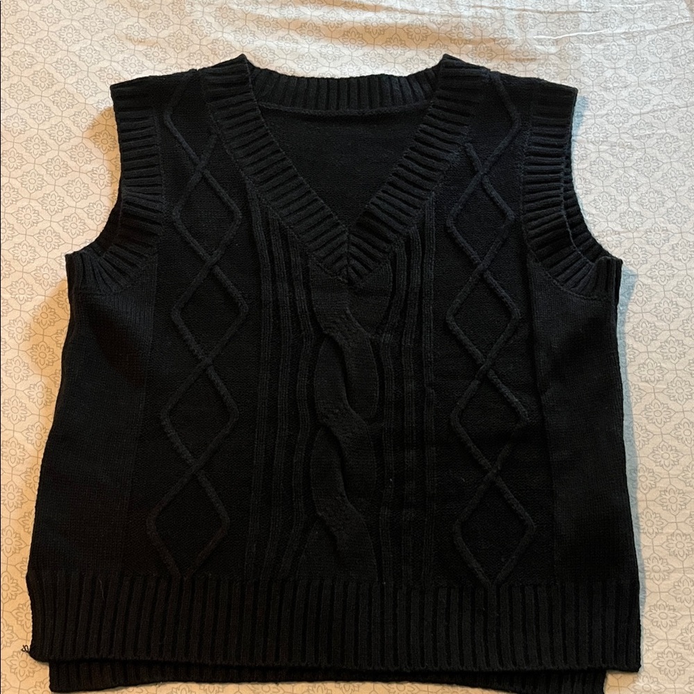 Black Knit Sleeveless Sweater Vest